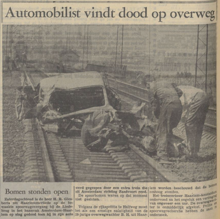 196510816-AlgHandelsblad Automobilist vind dood op overweg