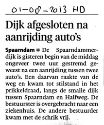 20130801-HD Spaarndammerdijk afgesloten na aanrijding auto's